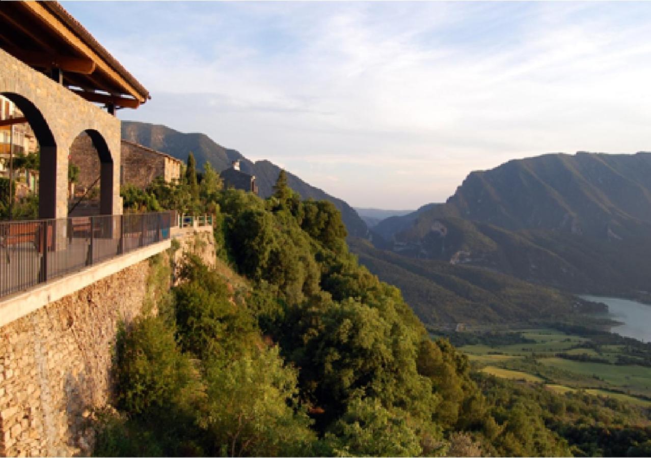 Hostal Centre Del Montsec Llimiana Exteriér fotografie
