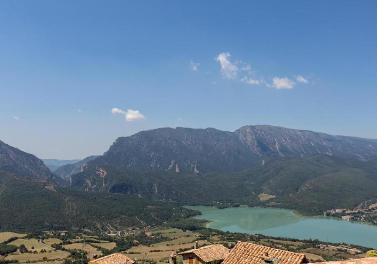 Hostal Centre Del Montsec Llimiana Exteriér fotografie