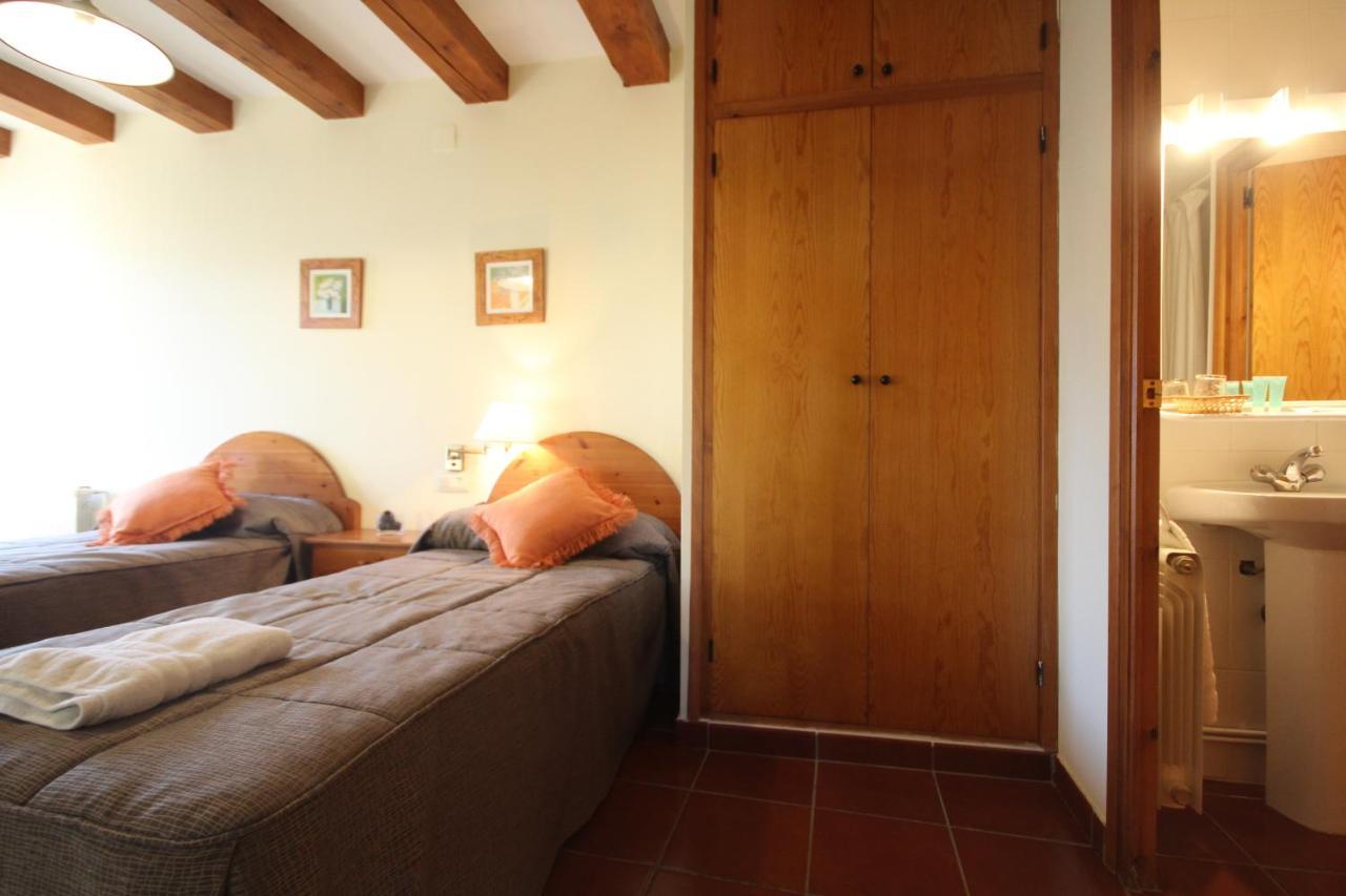 Hostal Centre Del Montsec Llimiana Exteriér fotografie