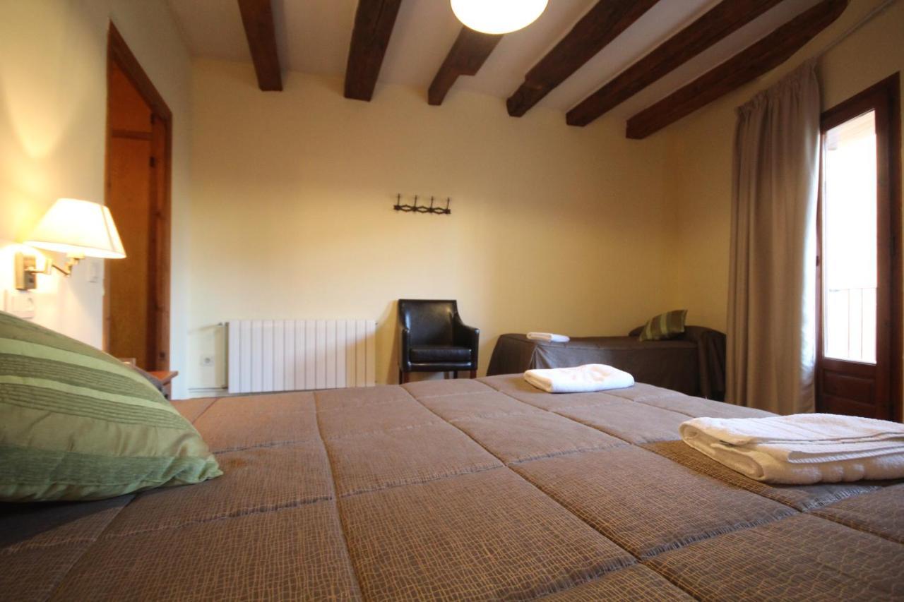 Hostal Centre Del Montsec Llimiana Exteriér fotografie