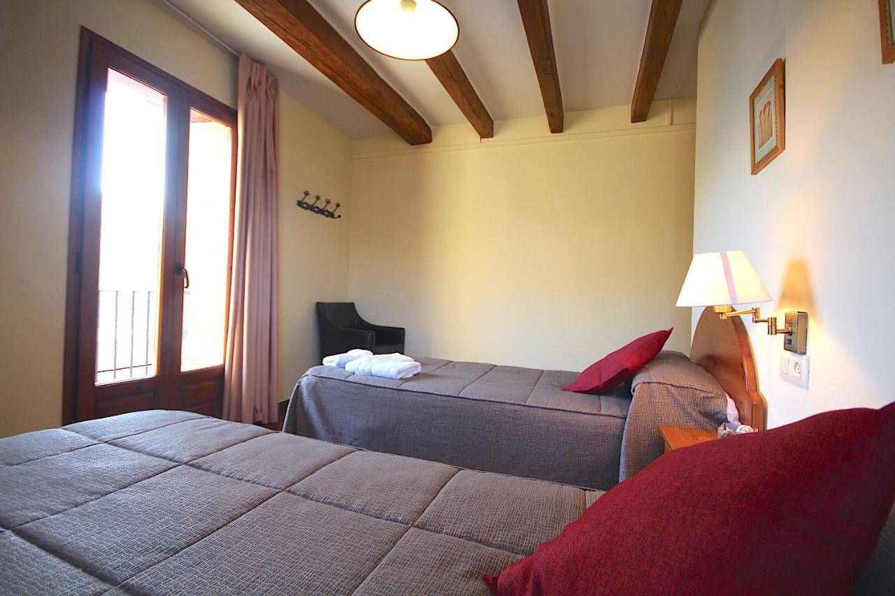 Hostal Centre Del Montsec Llimiana Exteriér fotografie