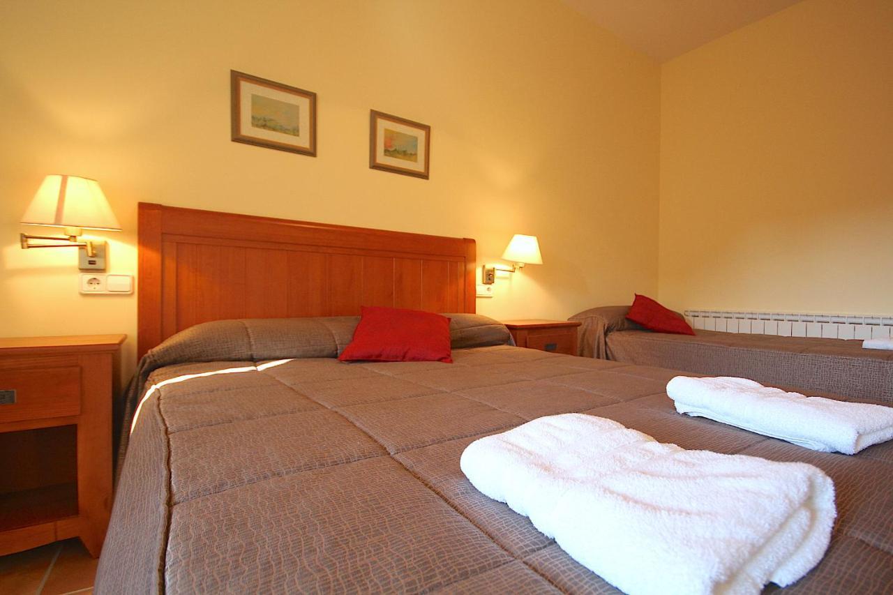 Hostal Centre Del Montsec Llimiana Exteriér fotografie