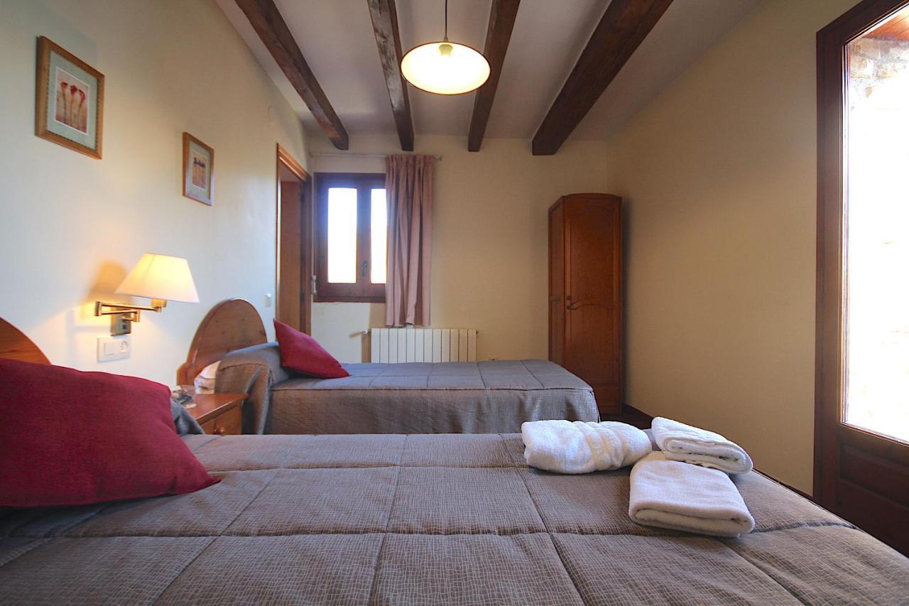 Hostal Centre Del Montsec Llimiana Exteriér fotografie