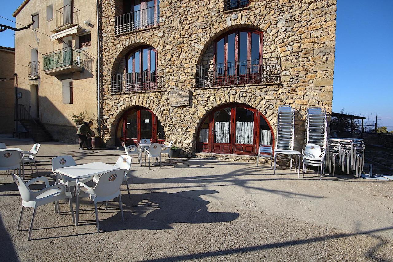 Hostal Centre Del Montsec Llimiana Exteriér fotografie