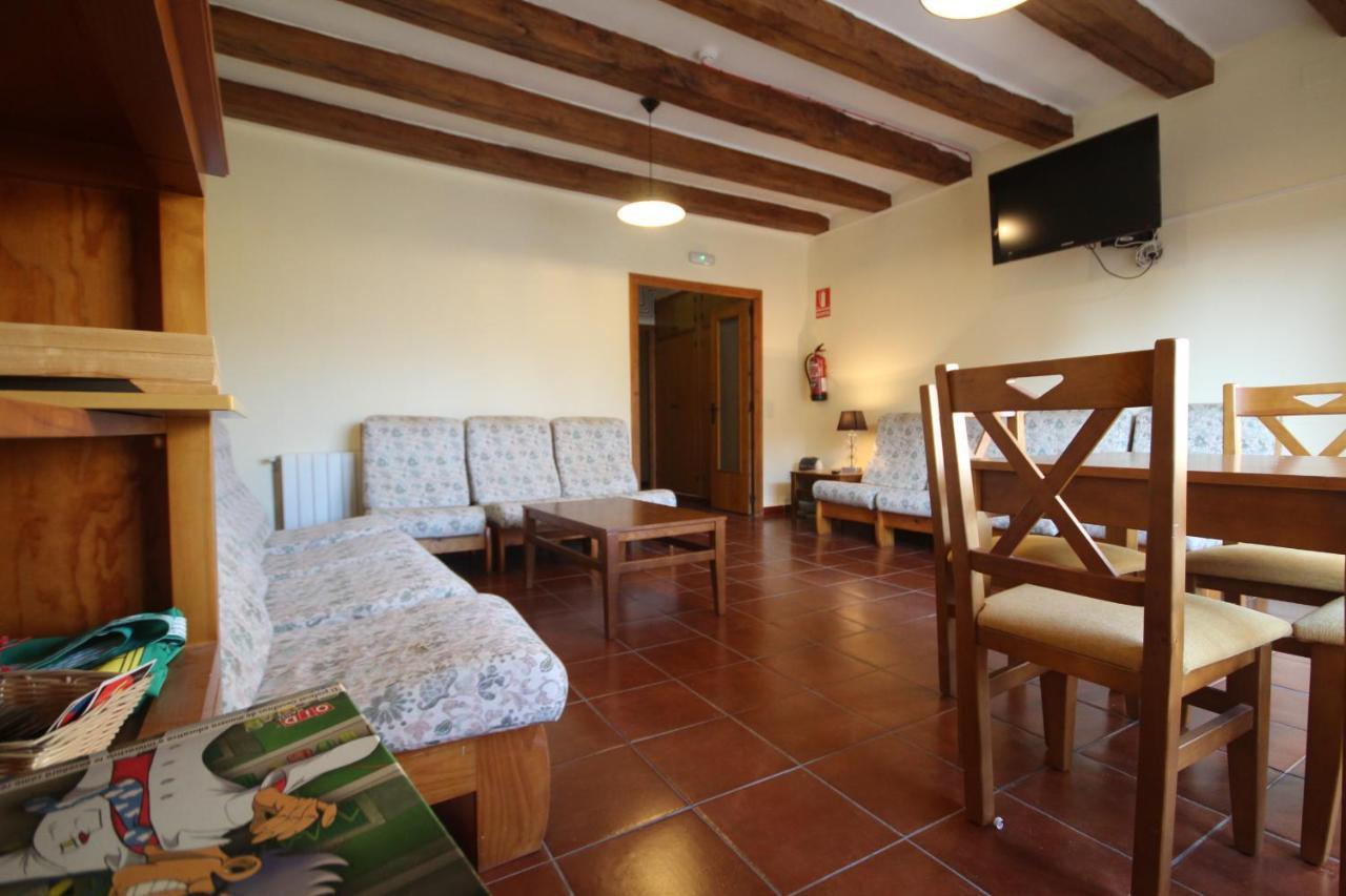 Hostal Centre Del Montsec Llimiana Exteriér fotografie