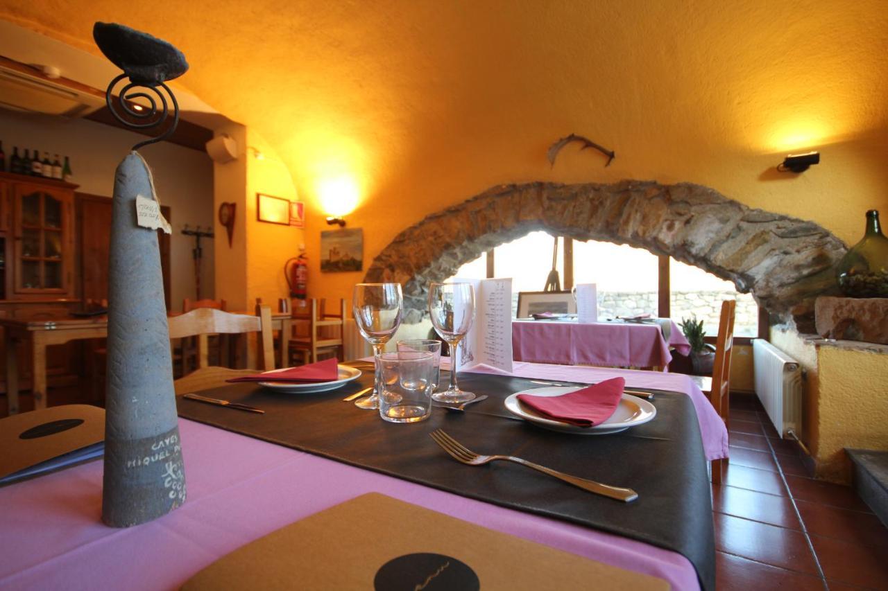 Hostal Centre Del Montsec Llimiana Exteriér fotografie