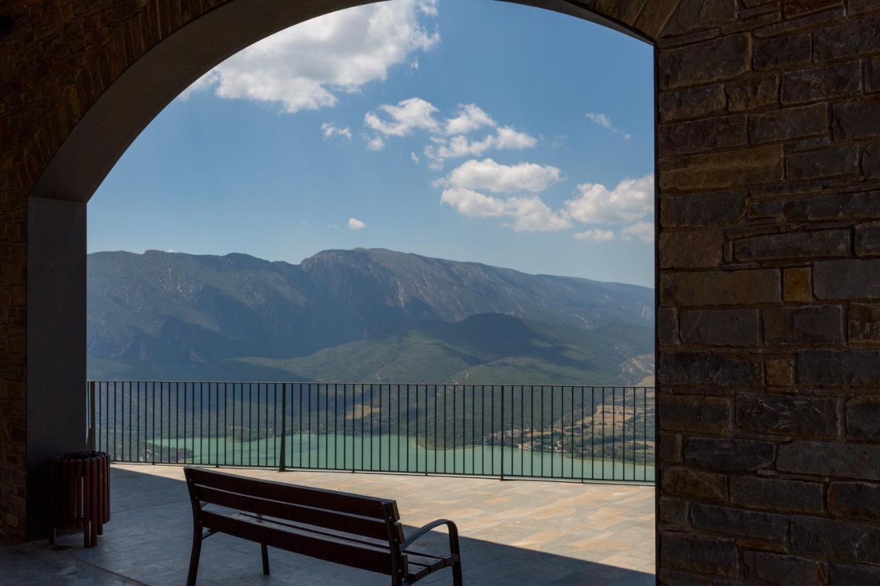 Hostal Centre Del Montsec Llimiana Exteriér fotografie